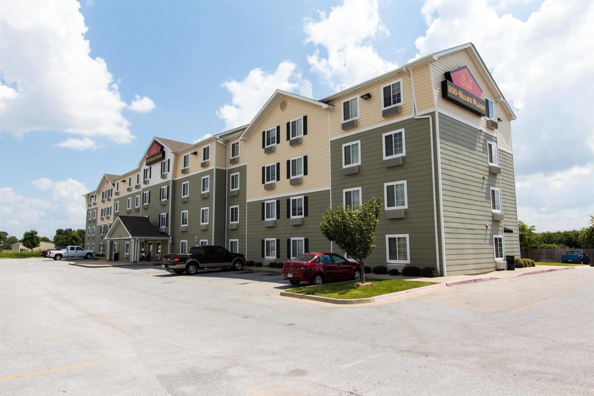Value Place Fayetteville Exterior photo