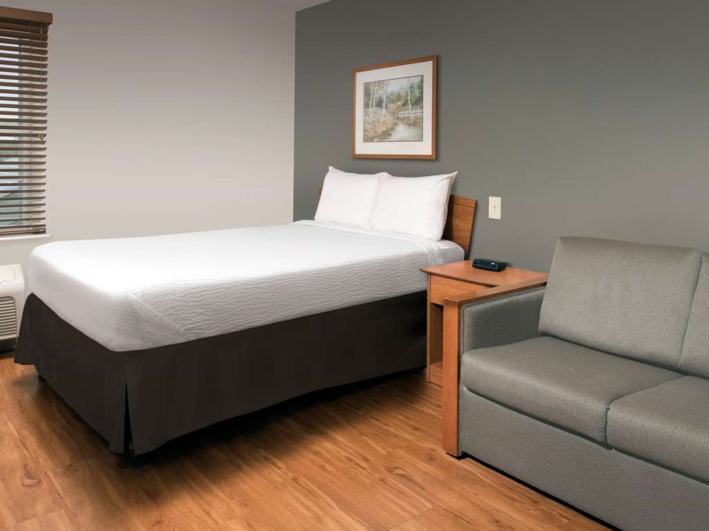 Value Place Fayetteville Room photo